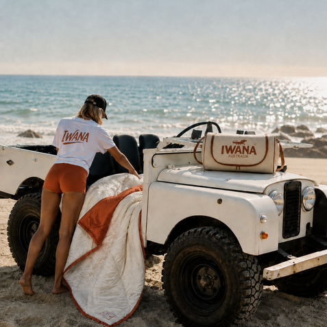IWANA Early Check-In™ 4-in-1 outdoor blanket — product image 4